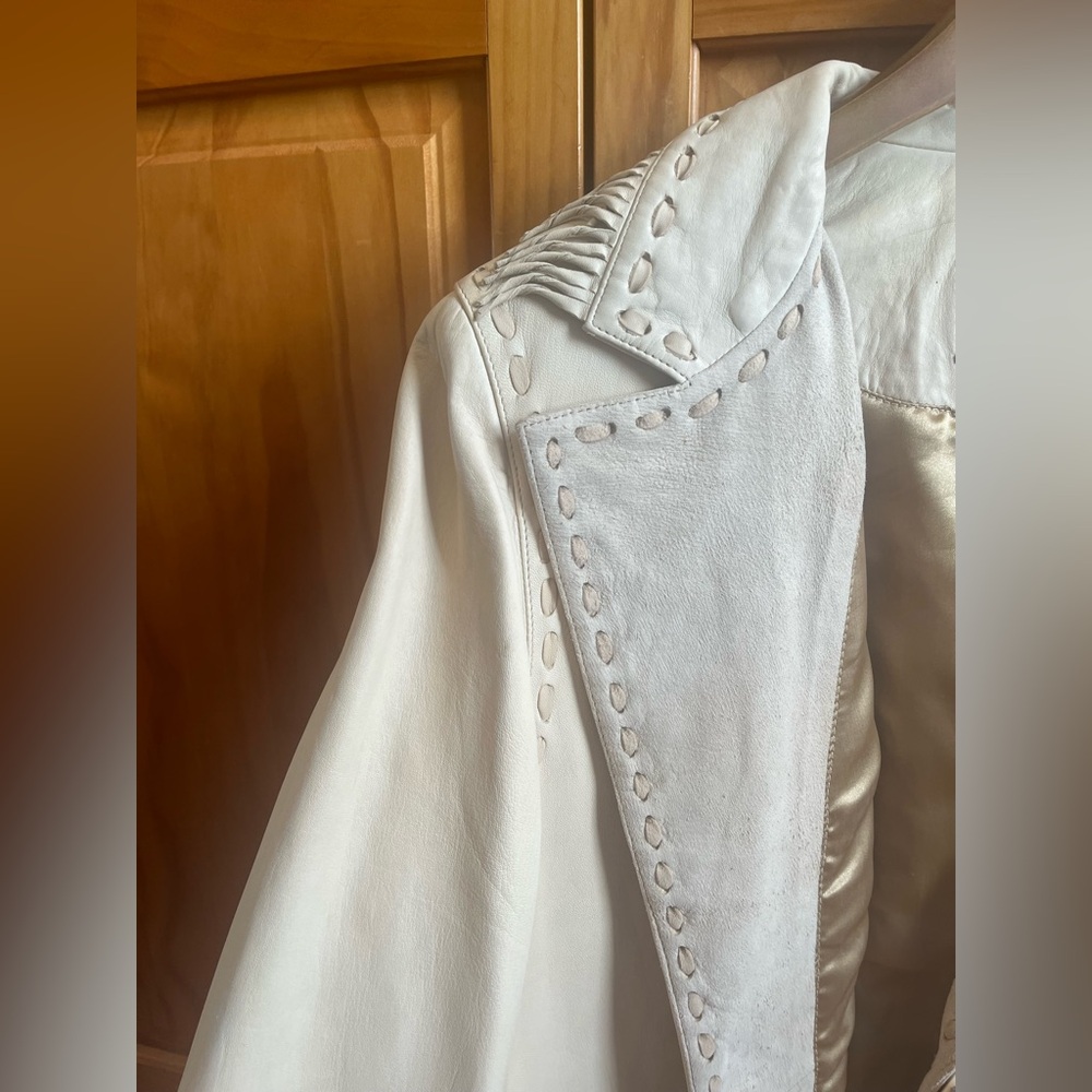 Double D Ranch Coat - Picture 11 of 12